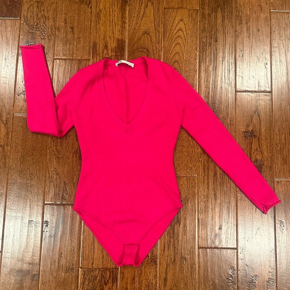 Zara Fuschia Bodysuit - Picture 1 of 2